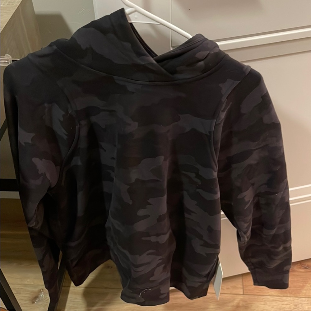 Women’s lululemon loungeful hoodie